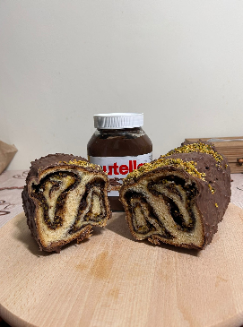 Cozonac Nutella glazurat